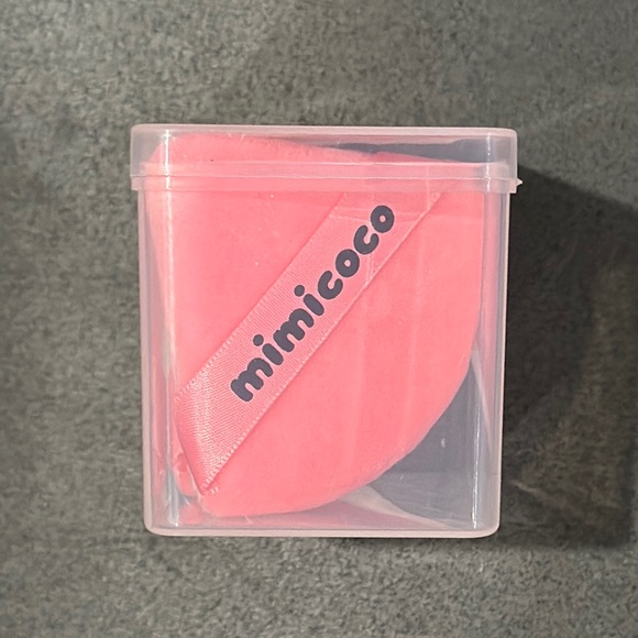 🩷💙Mimicoco Pink or Blue Triangle Velour Makeup Puffs 6-Piece Set - Picture 4 of 11